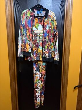 🩷Adidas Farm Rio Passareda Multicolor Parrot Print Jacket Tshirt Legging set.